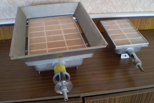 Газовые инфракрасные излучатели для промышленных помещений: устройство, принцип действия, разновидности Газовые инфракрасные излучатели для промышленных помещений: устройство, принцип действия, разновидности