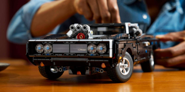 Lego показала набор по &laquo;Форсажу&raquo; &mdash; с&nbsp;маслкаром Dodge Charger R/T Доминика Торетто