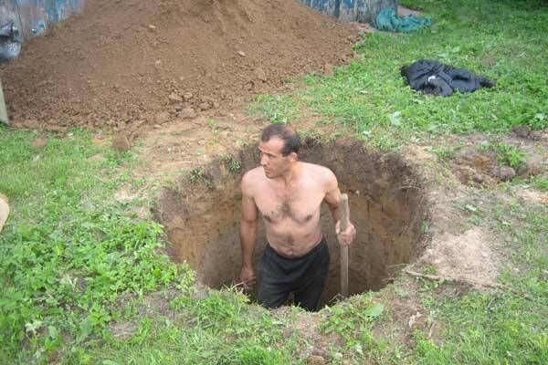 Водоснабжение загородного дома из колодца: специфика обеспечения частных домов колодезной водой