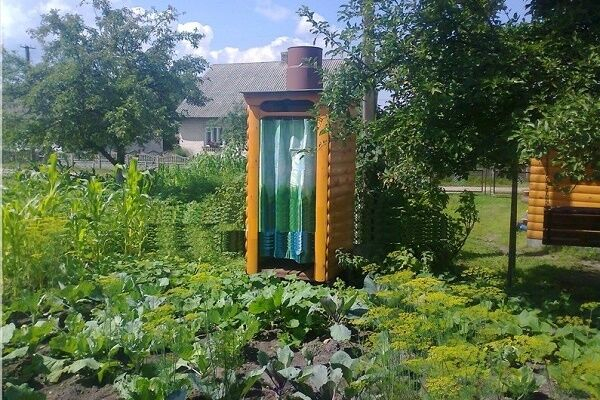 Деревянные душевые кабины для дачи: строительство летнего душа своими руками Деревянные душевые кабины для дачи: строительство летнего душа своими руками
