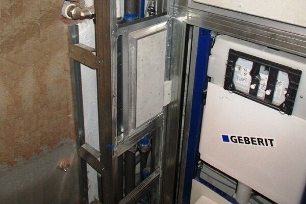 Крепление бачка к унитазу: подробное описание процесса монтажных работ