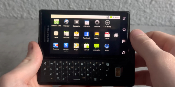 Пальцы помнят: за что мы любили QWERTY-смартфоны и реально ли купить их в 2026 году Пальцы помнят: за что мы любили QWERTY-смартфоны и реально ли купить их в 2026 году
