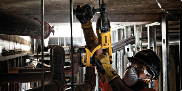 Мощный аккумуляторный перфоратор от DeWalt отдают со скидкой 36% на AliExpress Мощный аккумуляторный перфоратор от DeWalt отдают со скидкой 36% на AliExpress