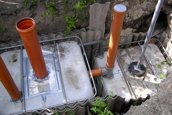 Выгребная яма своими руками: разбор популярных вариантов обустройства