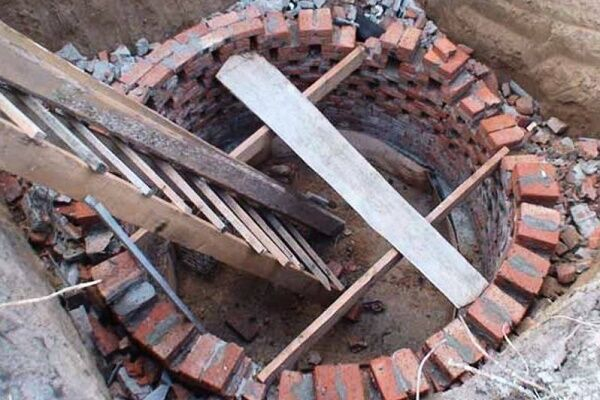 Выгребная яма своими руками: разбор популярных вариантов обустройства