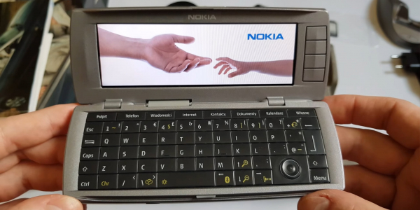 Пальцы помнят: за что мы любили QWERTY-смартфоны и реально ли купить их в 2026 году Пальцы помнят: за что мы любили QWERTY-смартфоны и реально ли купить их в 2026 году