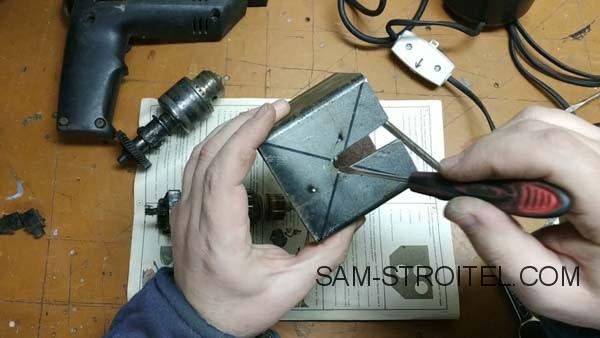 Самодельный съемник для подшипников якоря двигателя электроинструмента Самодельный съемник для подшипников якоря двигателя электроинструмента