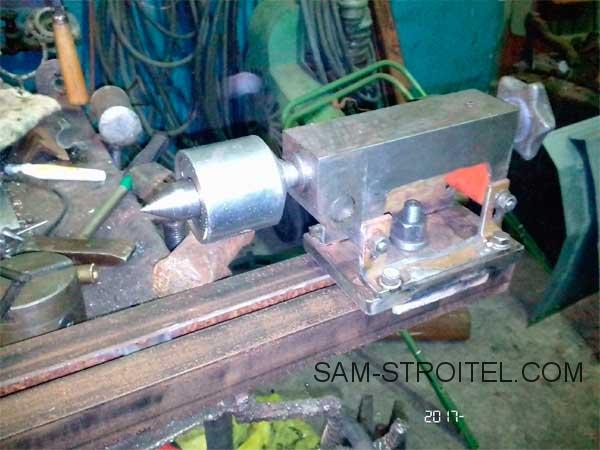 Самодельный токарный станок по дереву для домашней мастерской