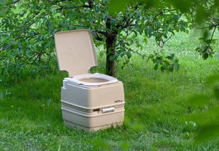 Что такое биотуалет: принцип действия и специфика использования автономной сантехники