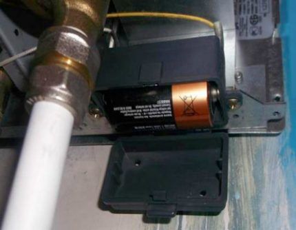 Какие батарейки нужны для газовой колонки: как выбрать и заменить батарейки в блоке питания