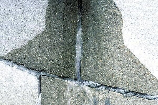 Дезинфекция воды в колодце: особенности проведения процедуры обеззараживания
