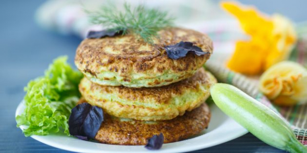 Как приготовить оладьи из кабачков: рецепты и&nbsp;секреты вкусного блюда