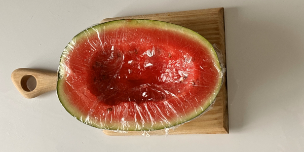 Арбуз против дыни: какое мороженое из соцсетей оказалось вкуснее