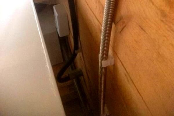 Прокладка газопровода в футляре через стену: специфика устройства узла ввода в дом трубы для газа Прокладка газопровода в футляре через стену: специфика устройства узла ввода в дом трубы для газа