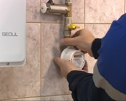 Как проверить газовый счетчик без снятия с учетом сроков эксплуатации Как проверить газовый счетчик без снятия с учетом сроков эксплуатации