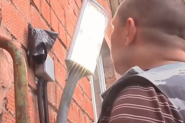 Фотодатчик (фотореле) для уличного освещения: конструкция, принцип работы и советы по монтажу