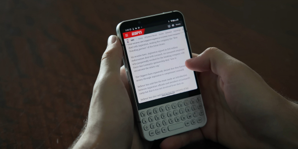 Представлен Minimal Phone 2 &mdash; мощный антисмартфон с&nbsp;QWERTY-клавиатурой и&nbsp;OLED-экраном