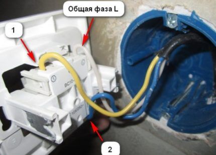 Подключение люстры к двойному выключателю: схемы + правила монтажа