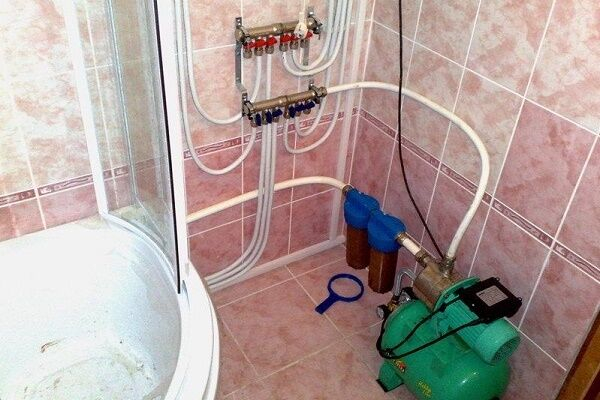 Разводка водопровода в частном доме: правила проектирования + обзор лучших схем Разводка водопровода в частном доме: правила проектирования + обзор лучших схем