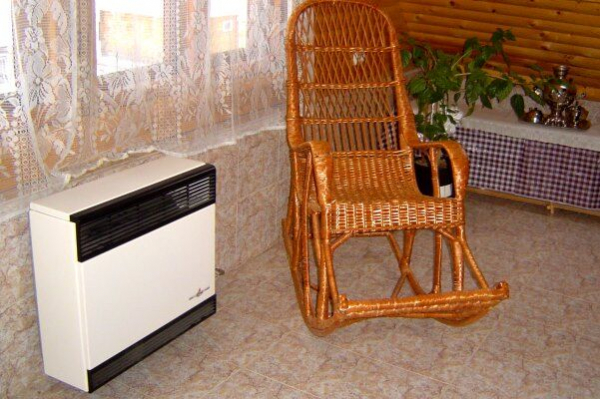 Отопительные газовые конвекторы: ориентиры выбора лучшей разновидности и марки Отопительные газовые конвекторы: ориентиры выбора лучшей разновидности и марки