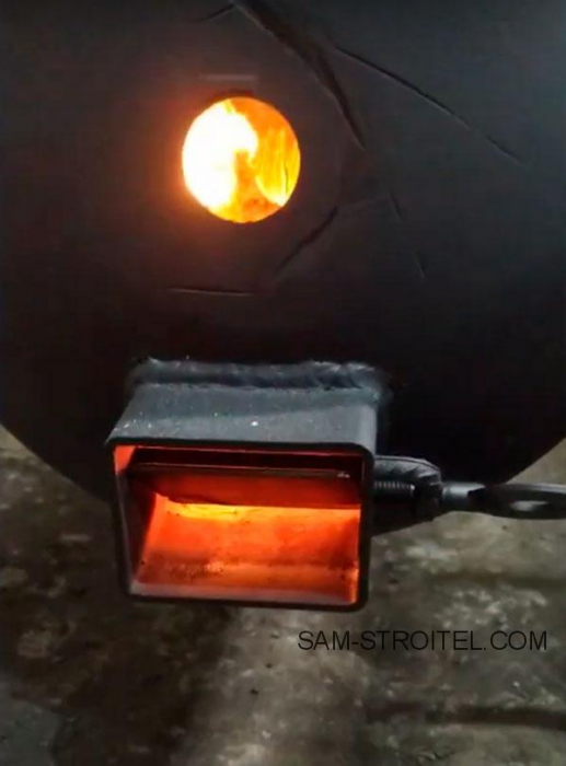 Печь из газовых баллонов с дополнительным теплообменником Печь из газовых баллонов с дополнительным теплообменником