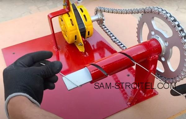 Сделал самодельный станок для изготовления сетки рабицы (12 фото) Сделал самодельный станок для изготовления сетки рабицы (12 фото)
