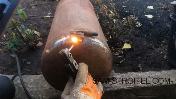 Буржуйка из газового баллона с теплообменниками (39 фото) Буржуйка из газового баллона с теплообменниками (39 фото)