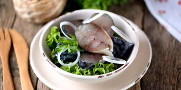 13 способов быстро и&nbsp;вкусно засолить скумбрию в&nbsp;домашних условиях