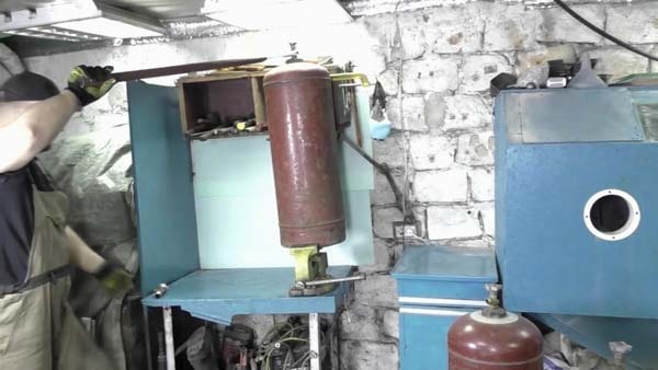 Печь из газовых баллонов сделанная своими руками Печь из газовых баллонов сделанная своими руками