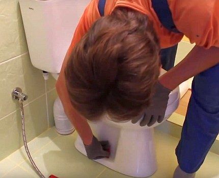 Как подключить унитаз к канализации: обзор технологий монтажа всех видов унитазов