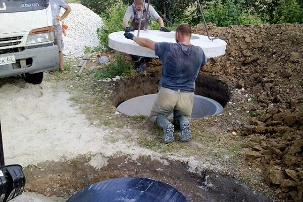 Обзор септиков &laquo;Крот&raquo;: устройство, достоинства и недостатки, сравнение с конкурентами