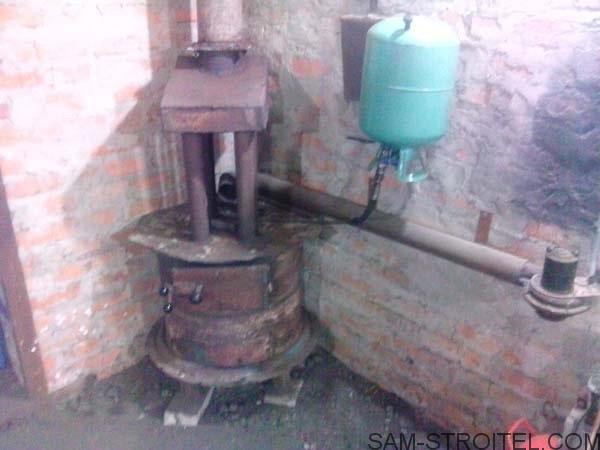 Печь из колёсных дисков на дровах и отработке