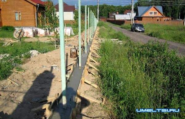 Оригинальный забор своими руками: 45 фотоидей