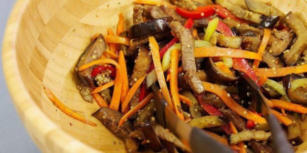 12 очень вкусных салатов с&nbsp;говядиной, которые точно стоит попробовать
