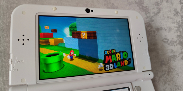 Два экрана и&nbsp;3D без очков: чем уникальна Nintendo 3DS и&nbsp;почему её стоит купить как можно скорее