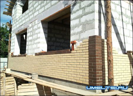 Теплый дом из газобетона Теплый дом из газобетона