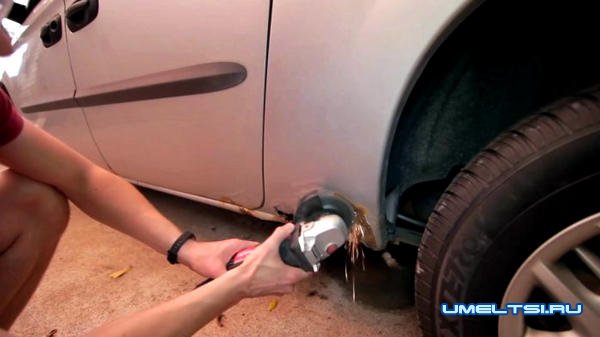 Ржавые дыры в кузове авто латаем без сварки