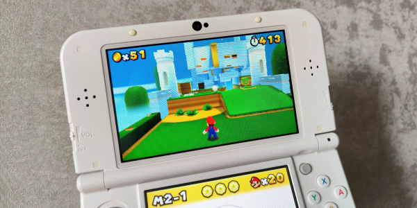 Два экрана и&nbsp;3D без очков: чем уникальна Nintendo 3DS и&nbsp;почему её стоит купить как можно скорее