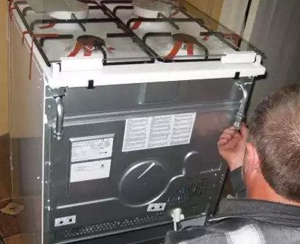 Подключение газовой плиты своими руками: как пошагово установить газовую плиту в квартире