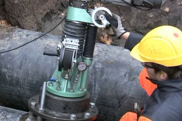 Как производится врезка в существующий водопровод под давлением