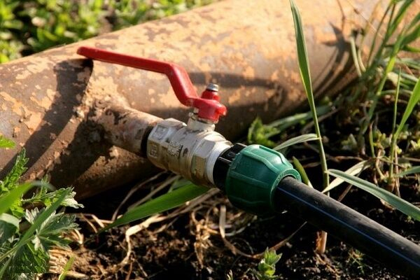 Как производится врезка в существующий водопровод под давлением