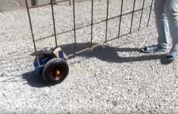 Самодельное приспособление из колёс от садовой тачки Самодельное приспособление из колёс от садовой тачки
